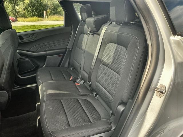 Photo of 2025 SPACE SILVER METALLIC Ford Escape