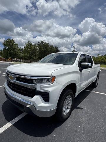 Photo of 2022 White Chevrolet Silverado 1500