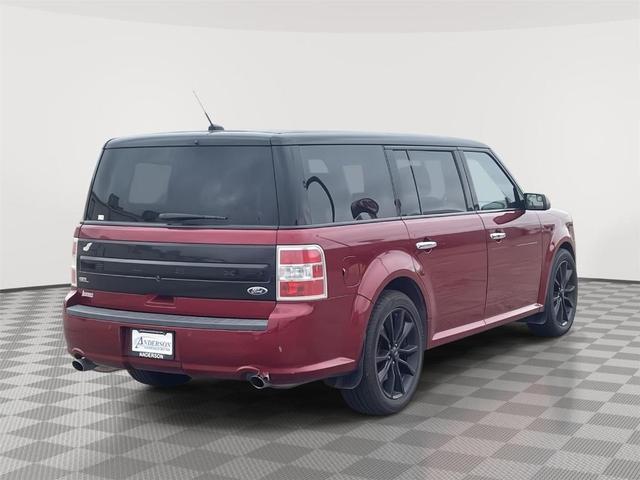 Photo of 2017 Shadow Black Ford Flex