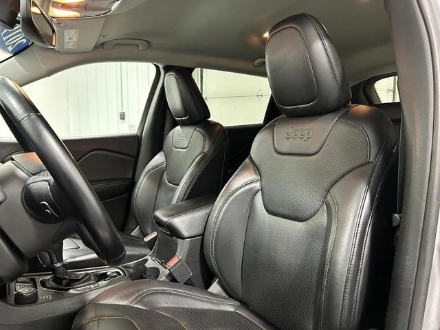 Photo of 2019 Billet Silver Jeep Cherokee