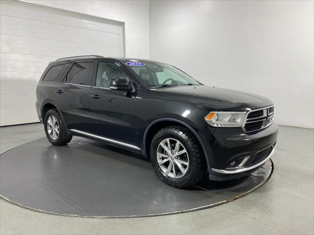 Photo of 2015 Brilliant Black Crystal Pearlcoat Dodge Durango