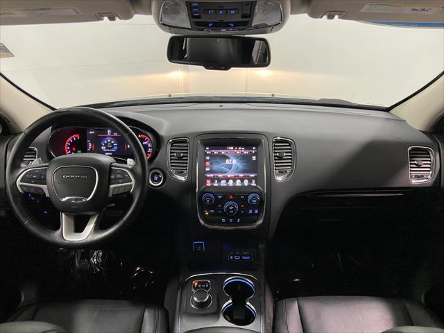 Photo of 2015 Brilliant Black Crystal Pearlcoat Dodge Durango
