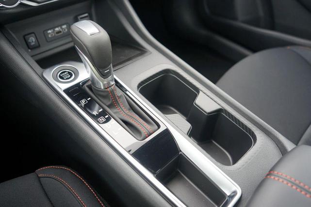 Photo of 2025 Atlantic Gray Metallic Super Black Nissan Sentra