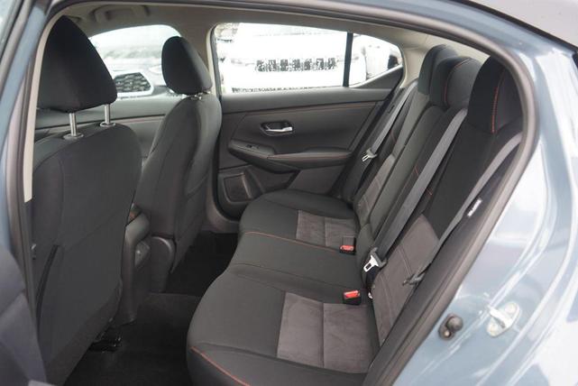 Photo of 2025 Atlantic Gray Metallic Super Black Nissan Sentra