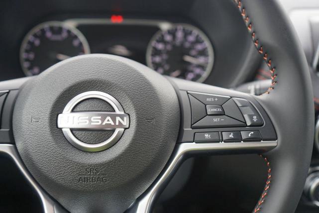 Photo of 2025 Atlantic Gray Metallic Super Black Nissan Sentra
