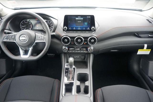 Photo of 2025 Atlantic Gray Metallic Super Black Nissan Sentra