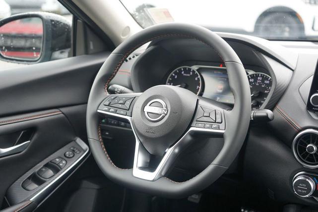 Photo of 2025 Atlantic Gray Metallic Super Black Nissan Sentra
