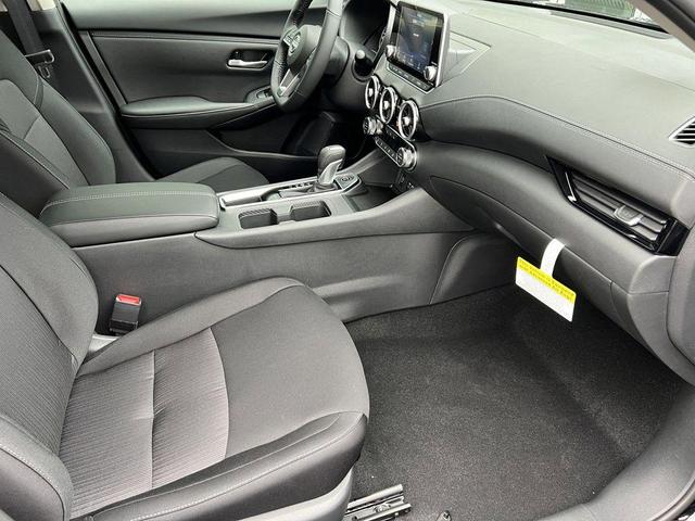 Photo of 2025 Super Black Nissan Sentra
