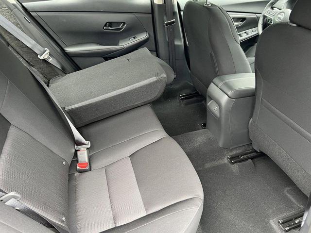 Photo of 2025 Super Black Nissan Sentra