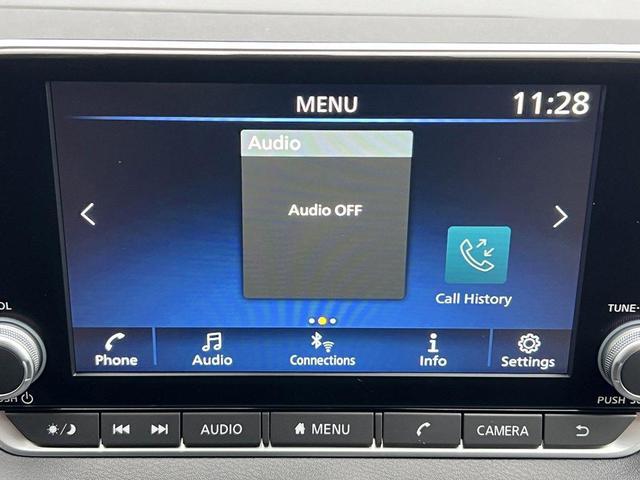 Photo of 2025 Super Black Nissan Sentra
