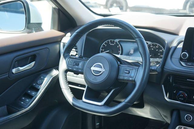 Photo of 2023 Brilliant Silver Metallic Nissan Rogue