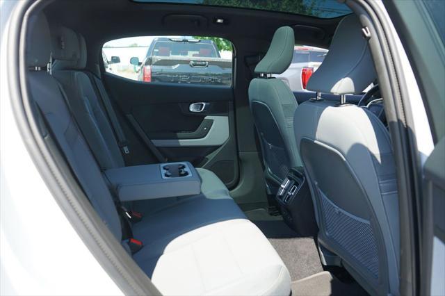 Photo of 2023 Gray Polestar 2