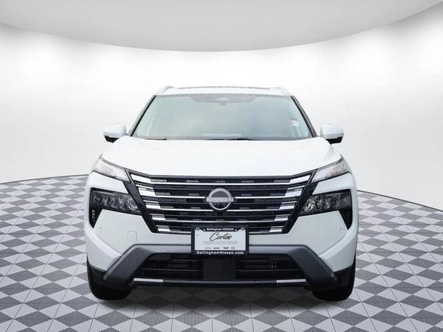 Photo of 2025 Everest White Pearl Nissan Rogue