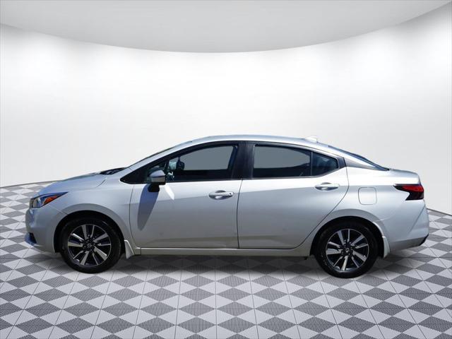 Photo of 2021 Brilliant Silver Metallic Nissan Versa