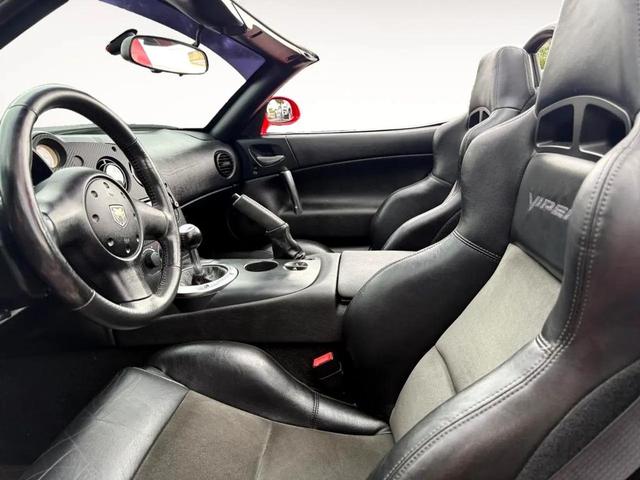 Photo of 2003 Viper Red Clearcoat/Black Soft Top Dodge Viper