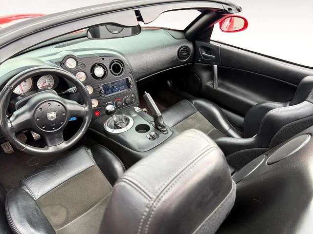 Photo of 2003 Viper Red Clearcoat/Black Soft Top Dodge Viper