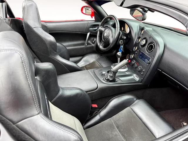 Photo of 2003 Viper Red Clearcoat/Black Soft Top Dodge Viper