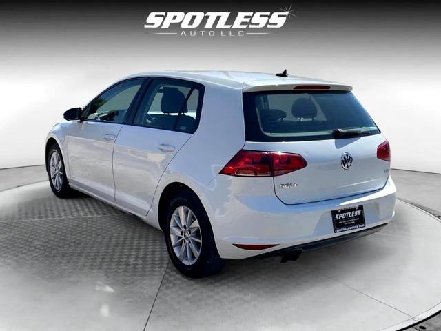 Photo of 2015 Pure White Volkswagen Golf