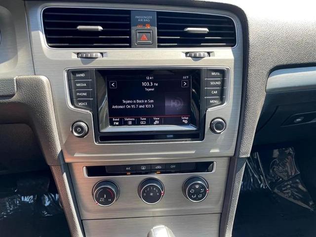 Photo of 2015 Pure White Volkswagen Golf