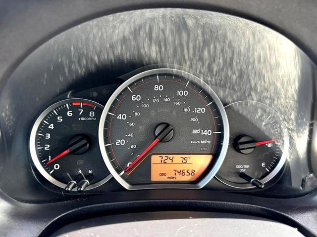 Photo of 2012 Super White Toyota Yaris