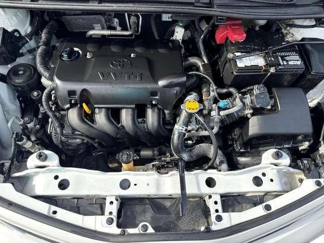 Photo of 2012 Super White Toyota Yaris