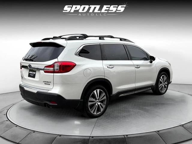Photo of 2020 Crystal White Pearl Subaru Ascent