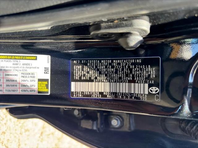 Photo of 2022 Black Sand Pearl Toyota Corolla