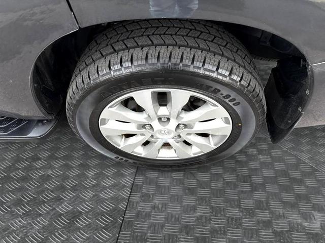 Photo of 2015 Magnetic Gray Metallic Toyota Sequoia