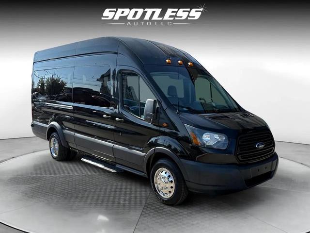 Photo of 2015 Tuxedo Black Metallic Ford Transit-350