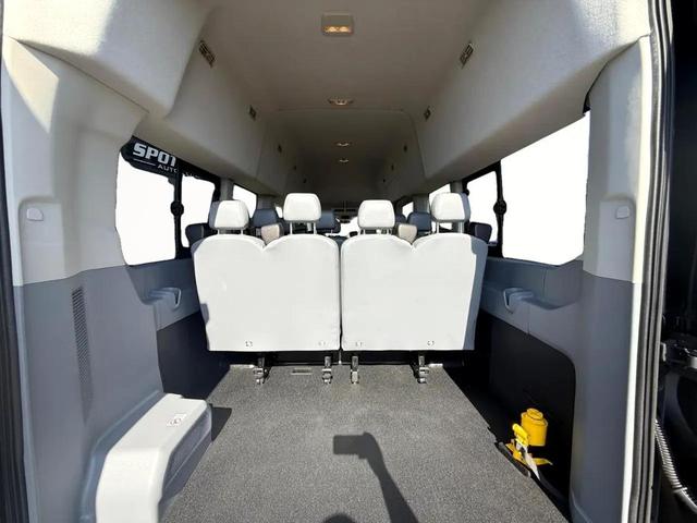 Photo of 2015 Tuxedo Black Metallic Ford Transit-350