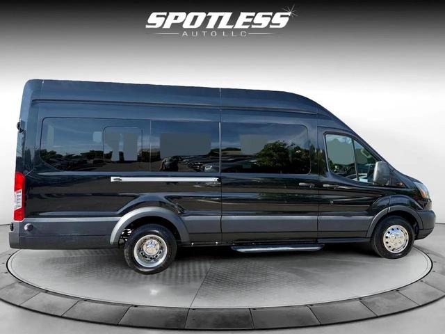 Photo of 2015 Tuxedo Black Metallic Ford Transit-350