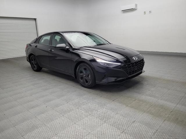 Photo of 2023 Black Hyundai ELANTRA