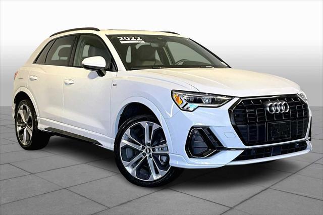 Photo of 2022 Glacier White Metallic Audi Q3