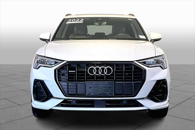 Photo of 2022 Glacier White Metallic Audi Q3