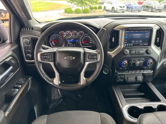 Photo of 2021 Black Chevrolet Silverado 1500