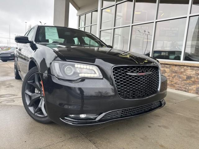 2022 Chrysler 300
