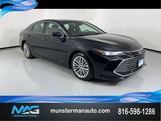 2022 Toyota Avalon Hybrid