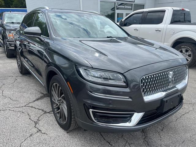 Photo of 2020 Magnetic Gray Lincoln Nautilus