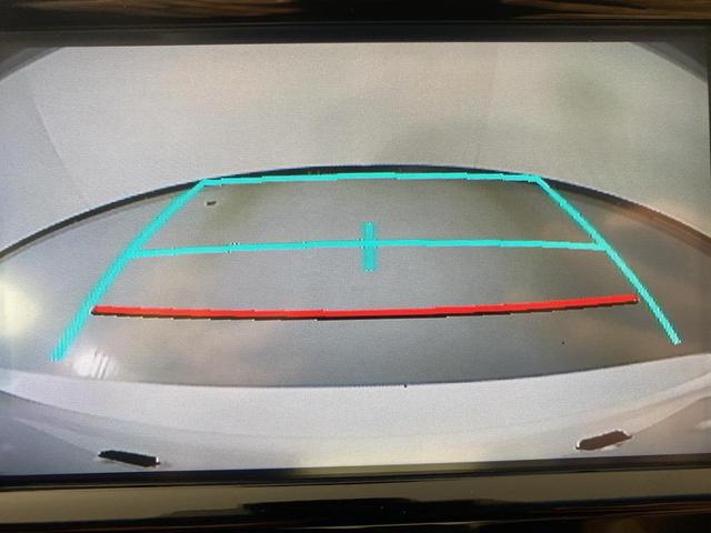 Photo of 2020 Super White Toyota Camry