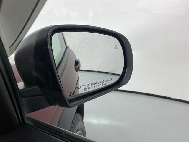 Photo of 2019 Velvet Red Pearlcoat Jeep Cherokee