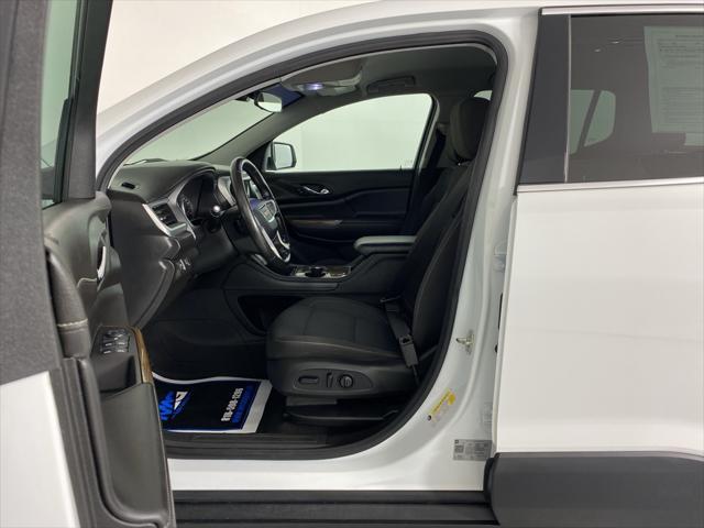 Photo of 2020 Summit White GMC Acadia