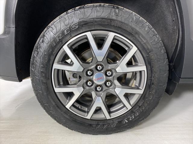Photo of 2020 Summit White GMC Acadia