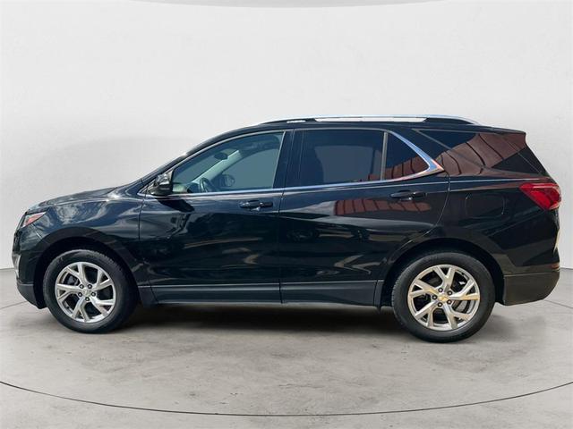 Photo of 2019 Mosaic Black Metallic Chevrolet Equinox