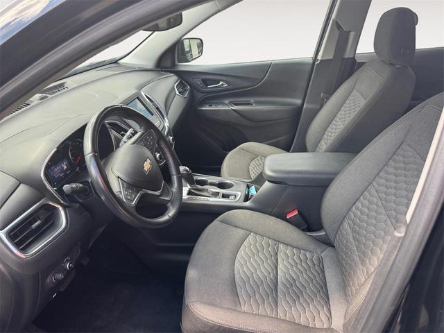 Photo of 2019 Mosaic Black Metallic Chevrolet Equinox