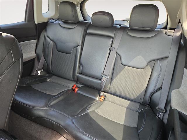 Photo of 2022 Velvet Red Pearlcoat Jeep Compass