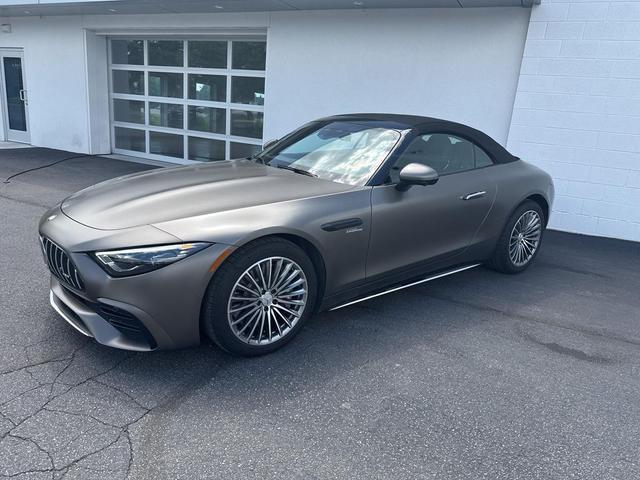 Photo of 2023 Grey Mercedes-Benz AMG SL 43