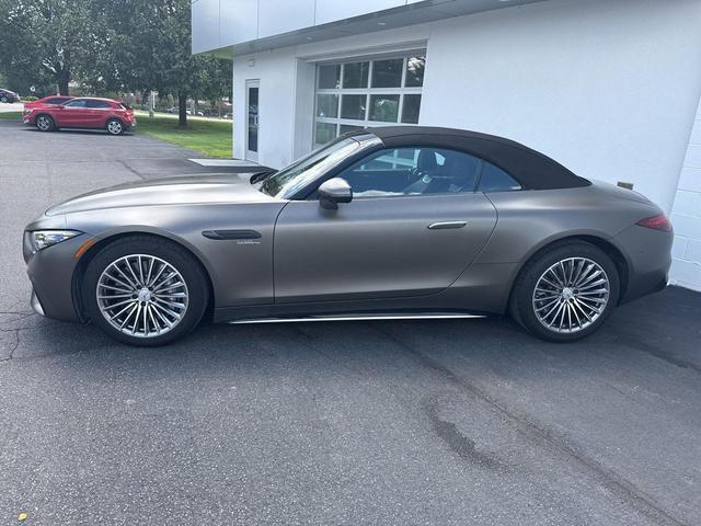 Photo of 2023 Grey Mercedes-Benz AMG SL 43