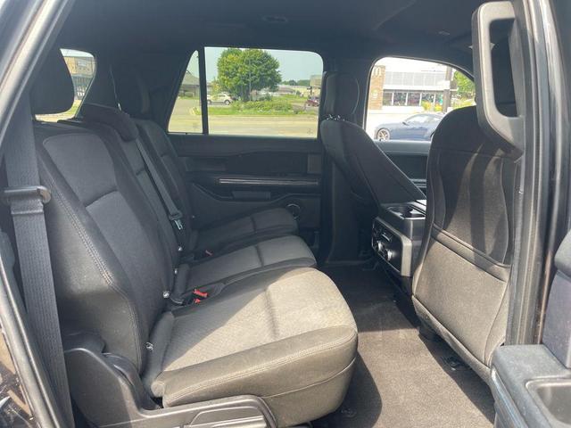 Photo of 2019 Black Metallic Ford Expedition Max
