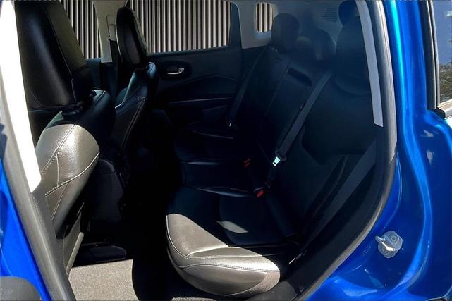 Photo of 2021 Laser Blue Jeep Compass