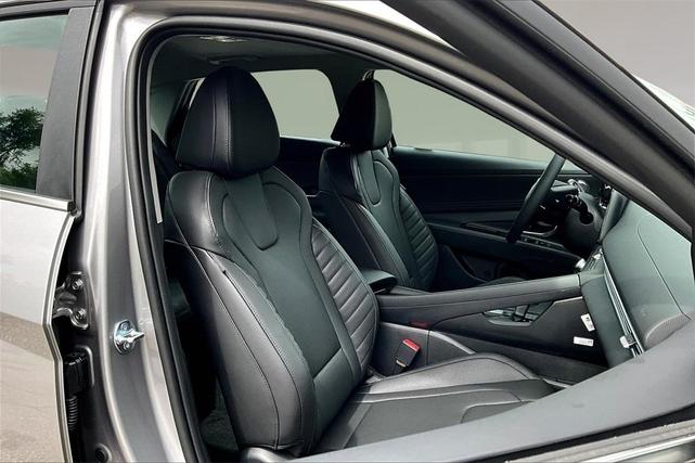 Photo of 2025 Metal Hyundai ELANTRA HEV